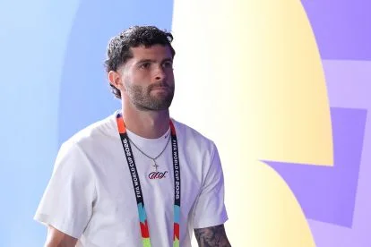SEATTLE, WASHINGTON - JUNE 19: Christian Pulisic #10 of the United States arrives at the stadium before the FIFA World Cup 2026 Group D match between USA and Australia at Seattle Stadium on June 19, 2026 in Seattle, Washington. (Photo by Emilee Chinn/Getty Images)