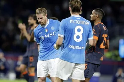 Kevin De Bruyne reacts to an injury during a match